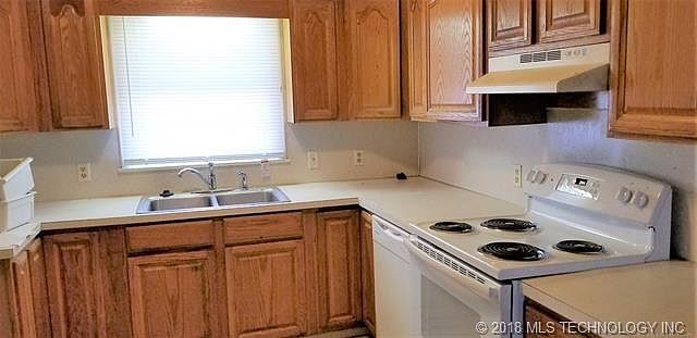 2nd image of 9124 E Latimer Pl