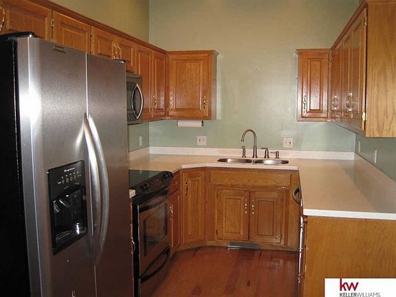 2nd image of 4807 S 122nd Ct