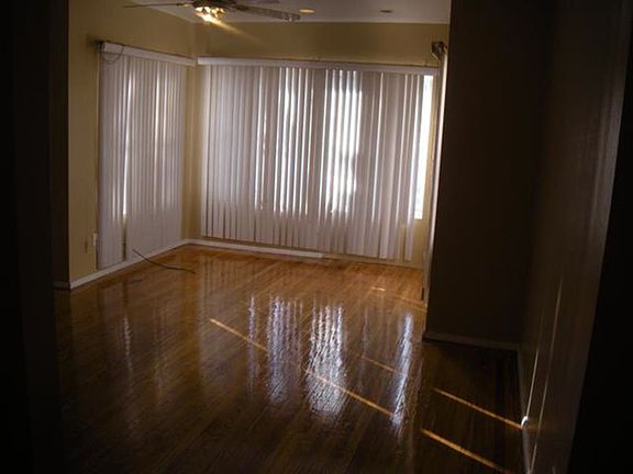 2nd image of 7149 S Woodlawn Ave #2