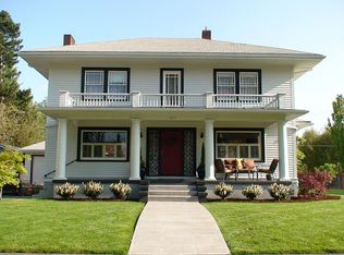4329 SE Oak St, Portland, OR