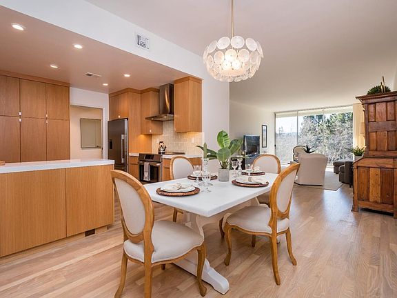 5th image of 1330 University Dr APT 62