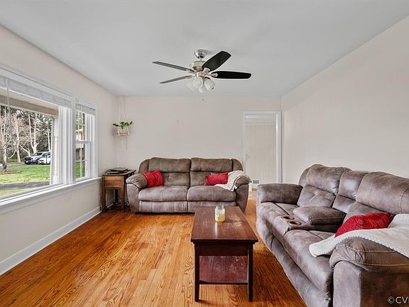 2nd image of 4401 Lingle Ct