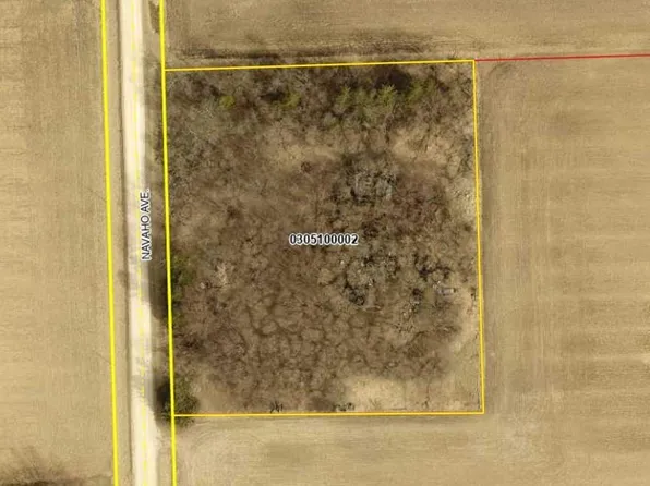 1035 Navaho Ave, Fredericksburg, IA 50630