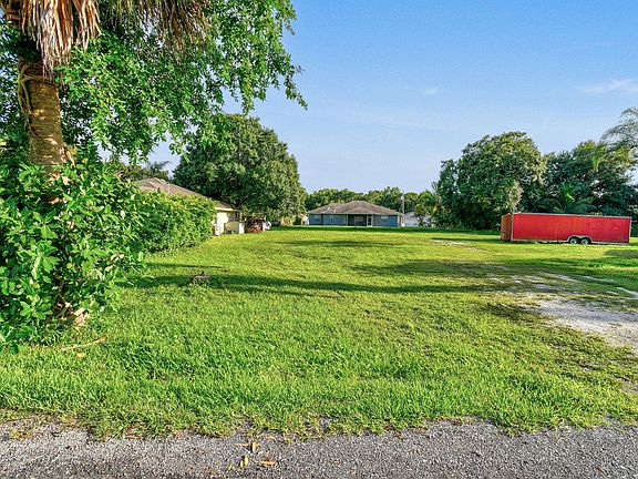 2nd image of 6919 Palm Garden Street