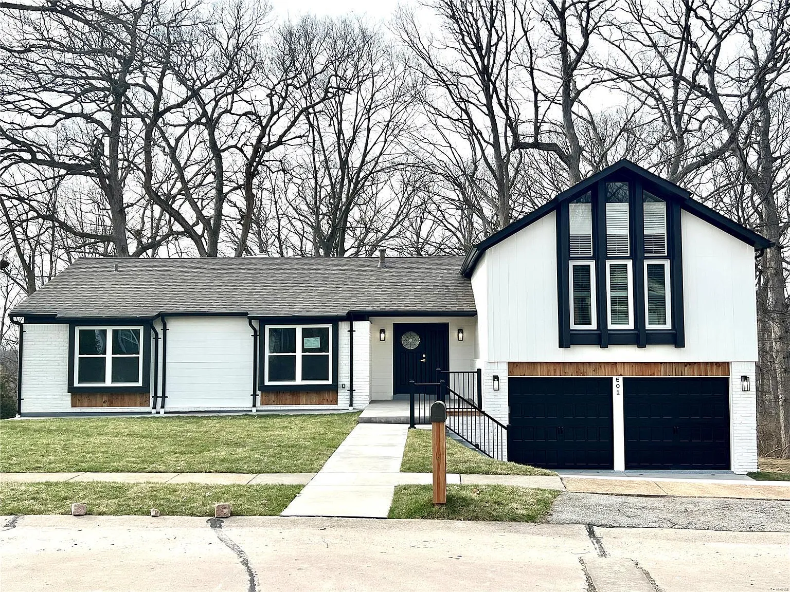 501 Bitterfield Dr photo 1