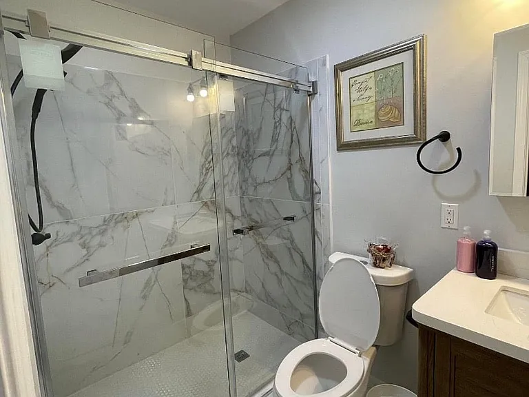 5003 Barnaby Ln #4 — Photo 6