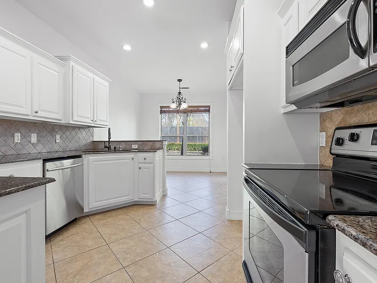 514 S Pierremont Dr — Photo 14