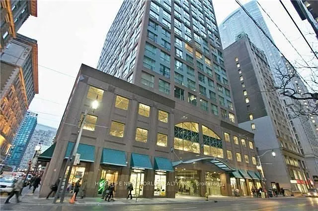7 King St E #1202 — Photo 3