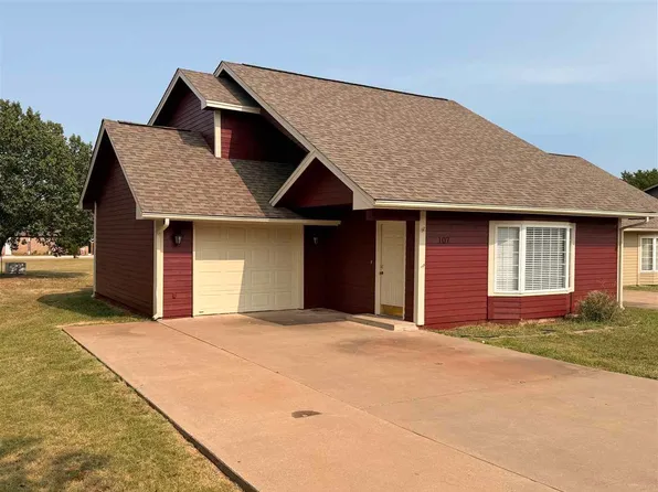107 S Wedgewood Dr, Stillwater, OK 74074