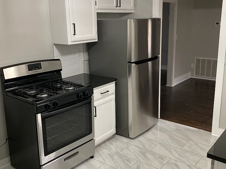 4631 E 4th Pl — Photo 6