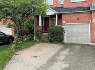 480 Dalmuir Mews, Mississauga, ON L4Z 3W2