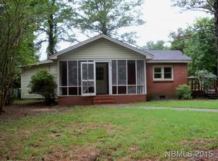 208 Duffy St, New Bern, NC 28560