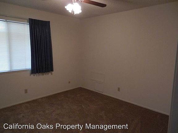 5th image of 662 College Dr