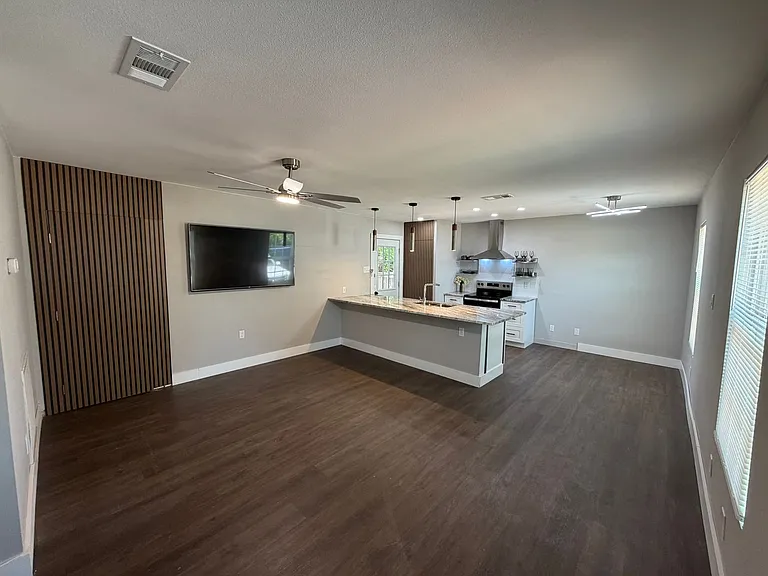 231 Elm St #76053 — Photo 18