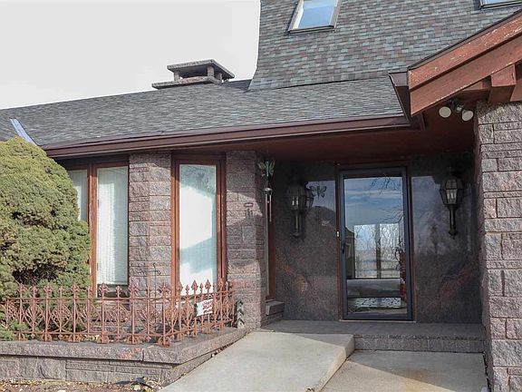 3rd image of 1116 Terrace Dr