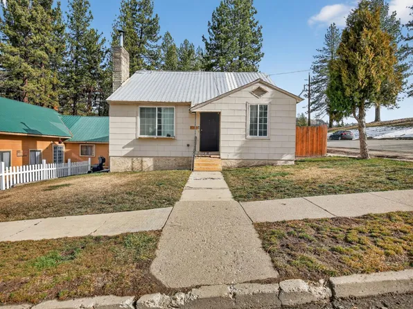 471 Nevada St, Portola, CA 96122
