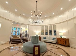 1 Huntington Ave APT 310, Boston, MA 02116