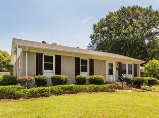 4209 Woodleaf Rd, Charlotte, NC 28205