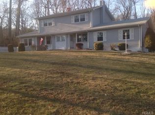 35 Joseph Ln, Bardonia, NY 10954