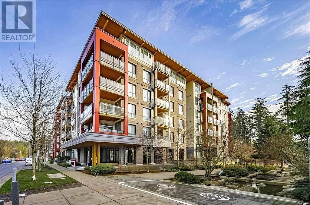 2 bed, 900 sqft, $3,950 — Photo 1