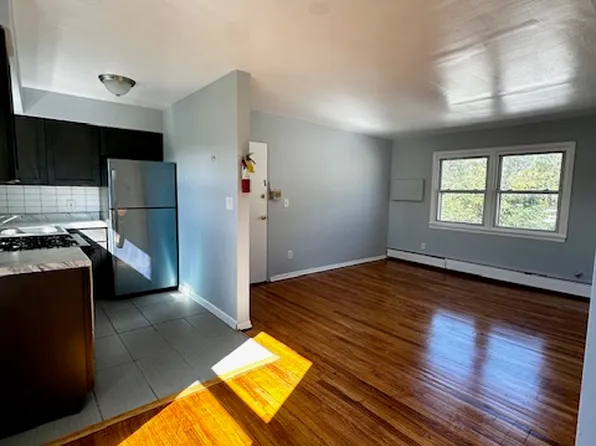 247 Orchard St APT B5, Elizabeth, NJ 07208