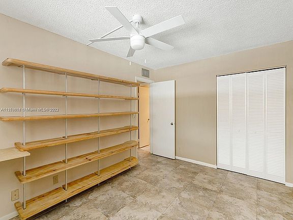 4th image of 2935 SW 22nd Ave #2070