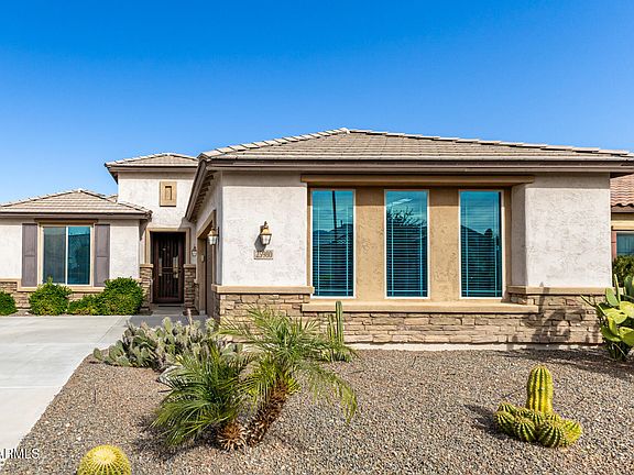 3rd image of 25980 W TONTO Lane