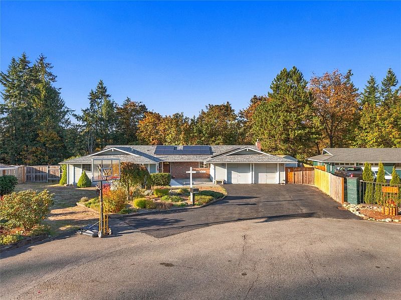 2nd image of 28919 211th Avenue SE