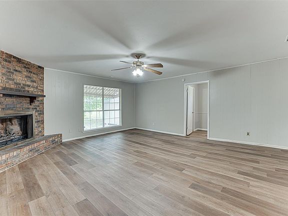 5th image of 1411 Skyline Dr