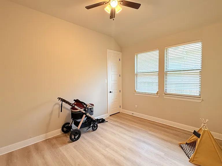 8805 Cedar Basin Dr — Photo 21