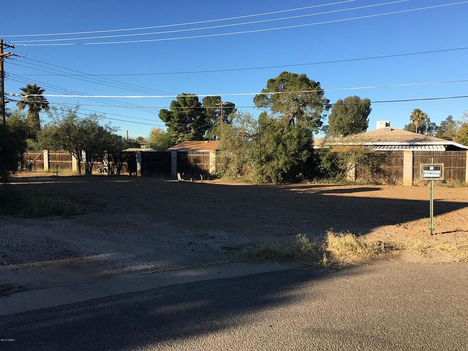 1st image of 1141 W La Osa Dr