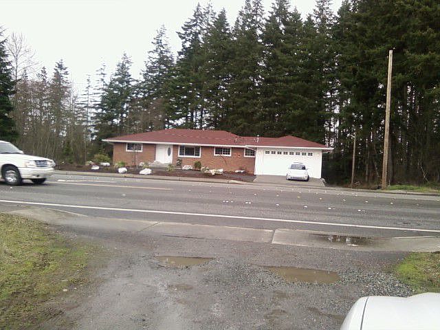 HOUSE FROM STREET 2008