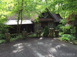 869 Boiling Springs Rd, Sapphire, NC 28774