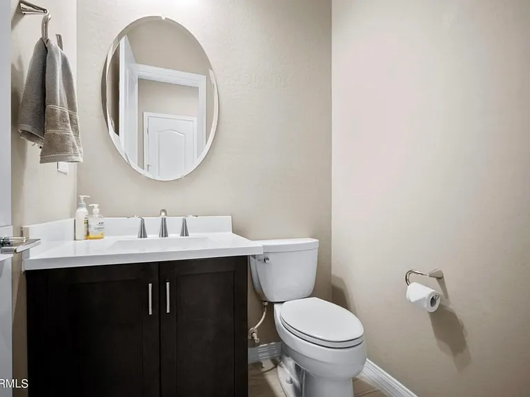 1st floor bath