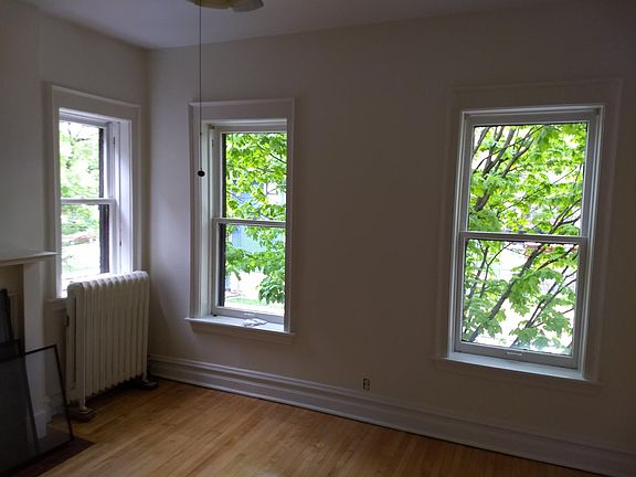 3rd image of 518 N Mayfield Ave #2