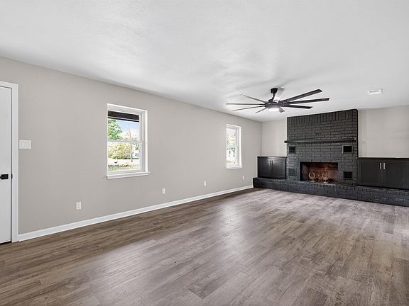 3rd image of 408 Bryant Dr