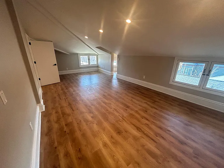 3805 Franklin Blvd #301 — Photo 30