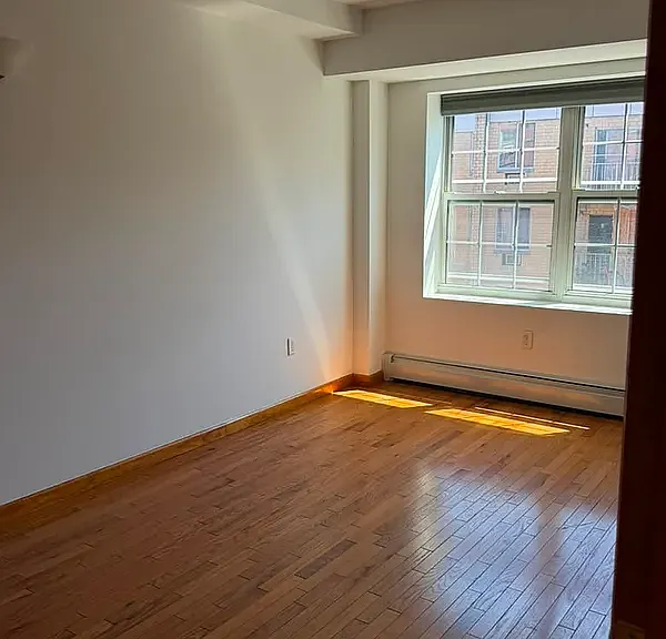 3519 Leavitt St #4J — Photo 3