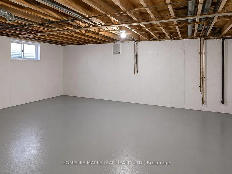 23 Barrett Cres — Photo 14
