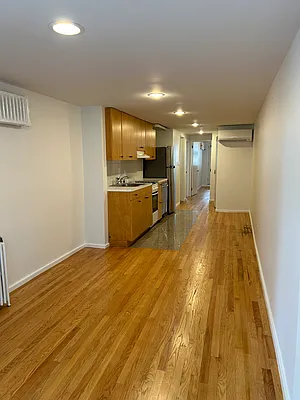 Rented by BELLMARC | media 10