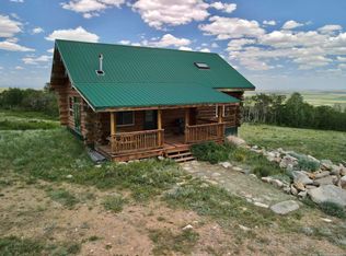 37 Wapiti Trl, Elk Mountain, WY 82324
