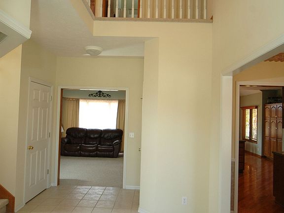 2 story entry way has ceramic tile