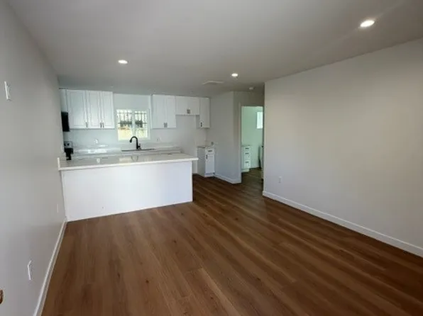 432 W 50th St, Los Angeles, CA