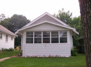 715 18th St SE, Cedar Rapids, IA 52403