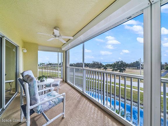 3rd image of 742 Bayside Dr Unit 301