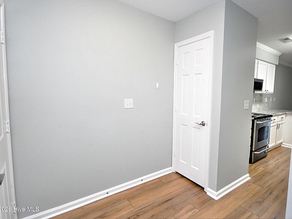 5th image of 308 Country Club Villa Drive # 3