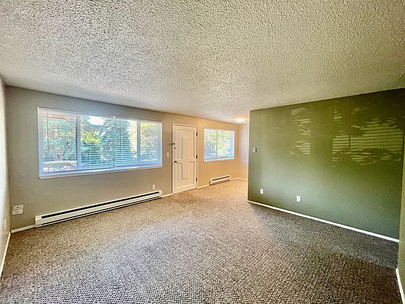 4th image of 616 N 3rd St APT 11