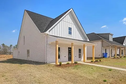 21239 Scuttle St — Photo 2