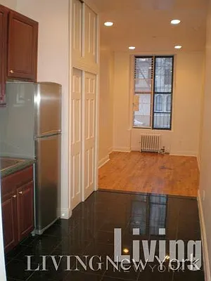 Rented by Living New York | media 10