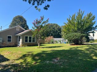 383 School Rd E, Asheville, NC 28803